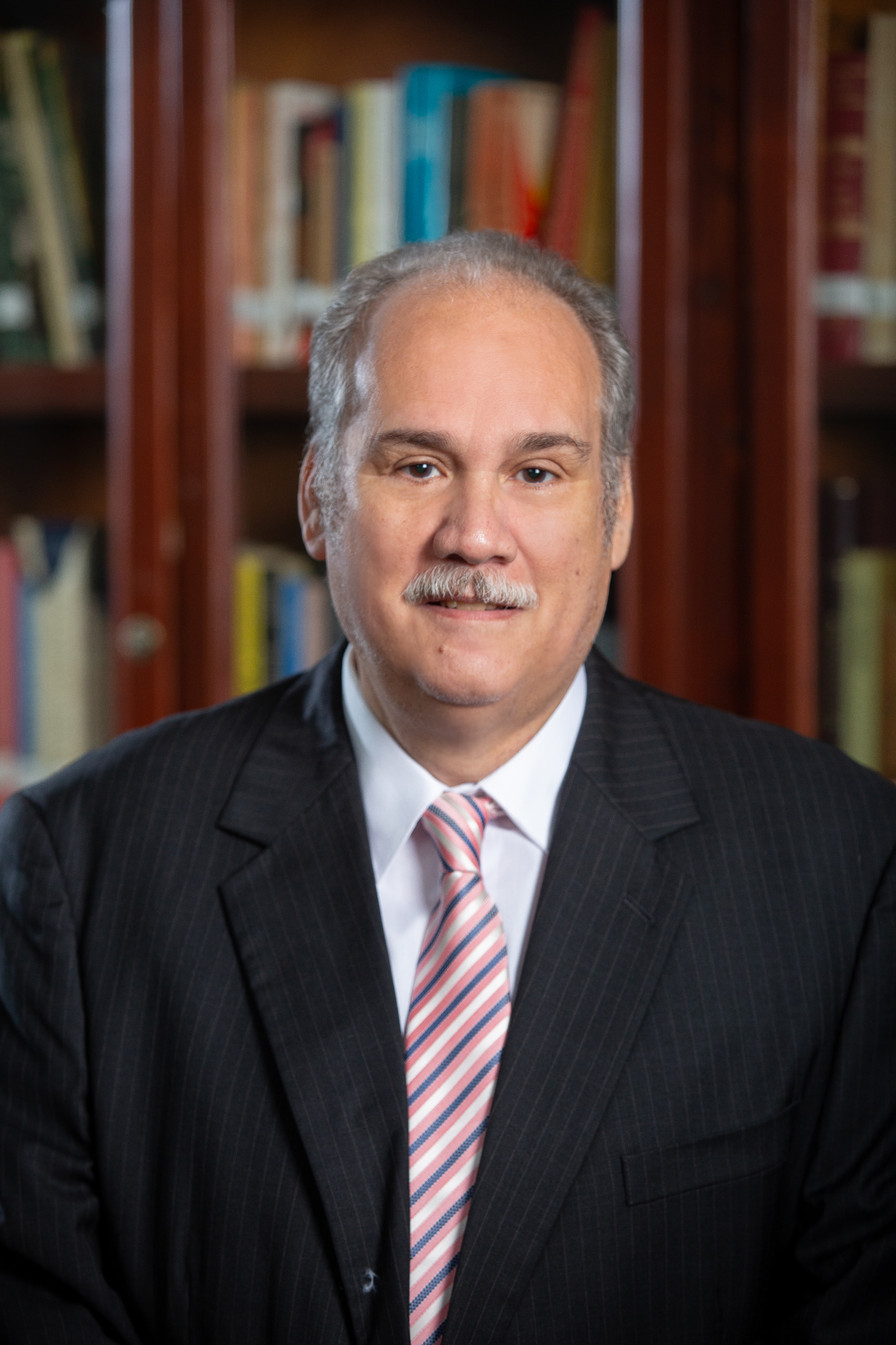 Dr. Rafael Bello Díaz